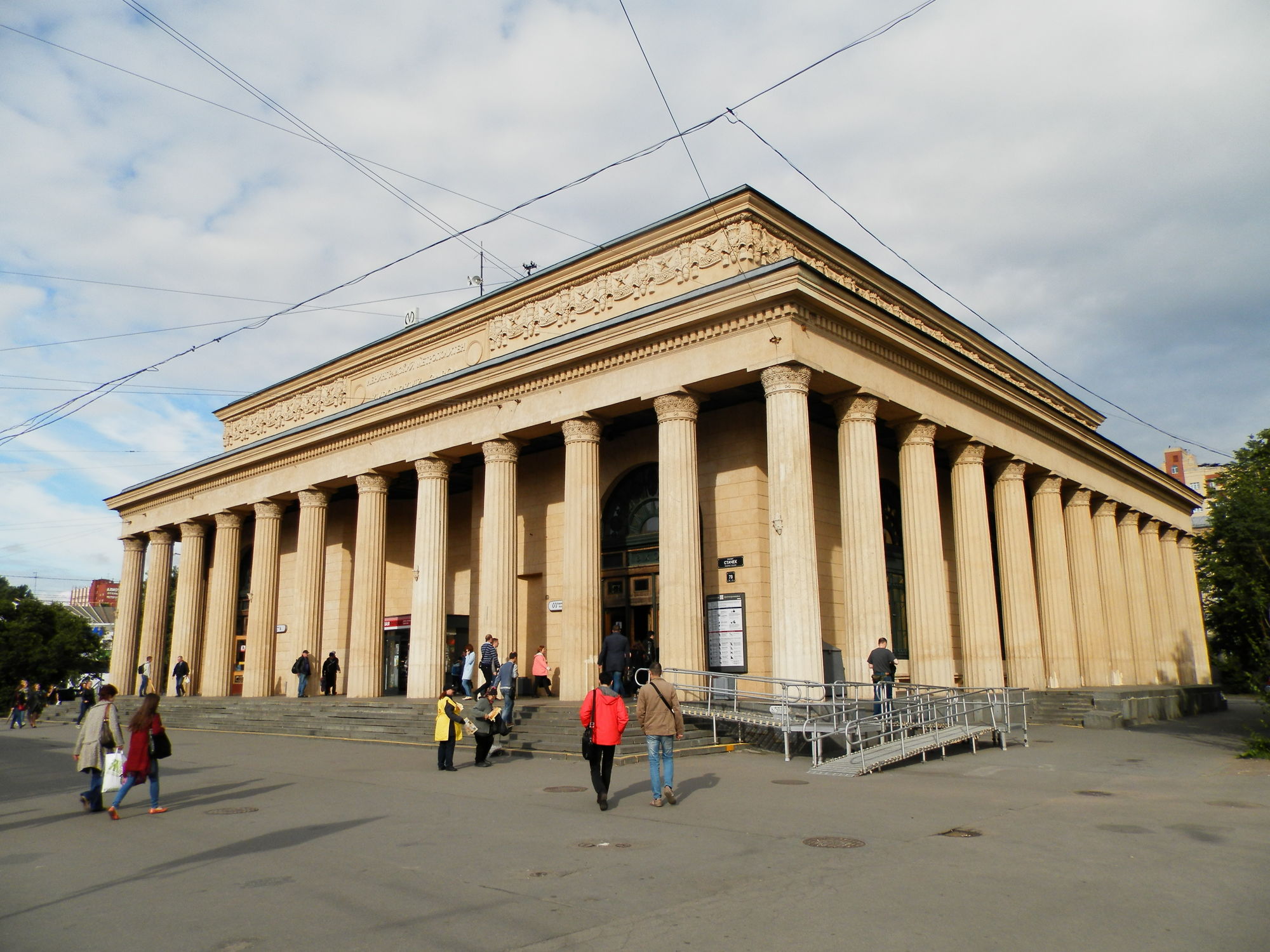 Метро кировский завод санкт петербург фото